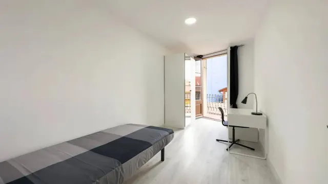 Private room in Carrer de Sant Roc, Barcelona (1585576) room image 2