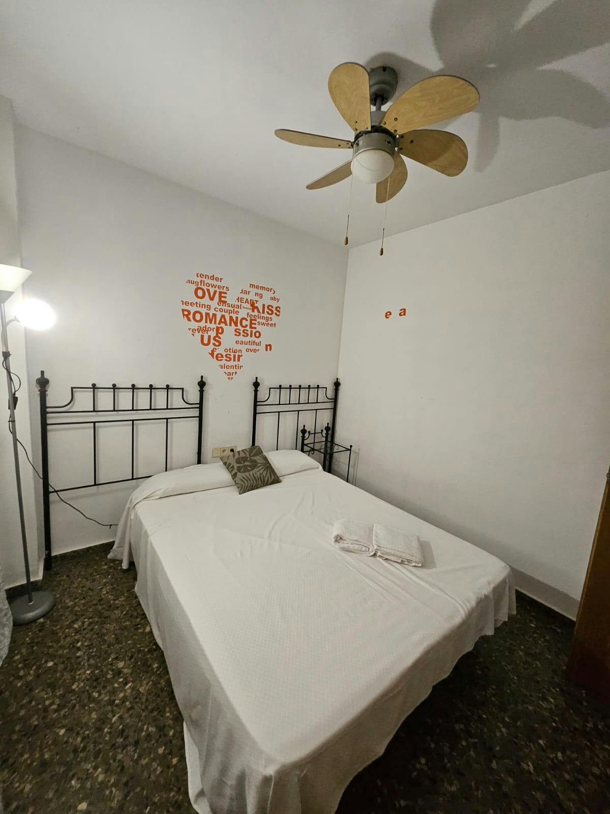 Carrer d' Antonio Ponz, Valencia preview