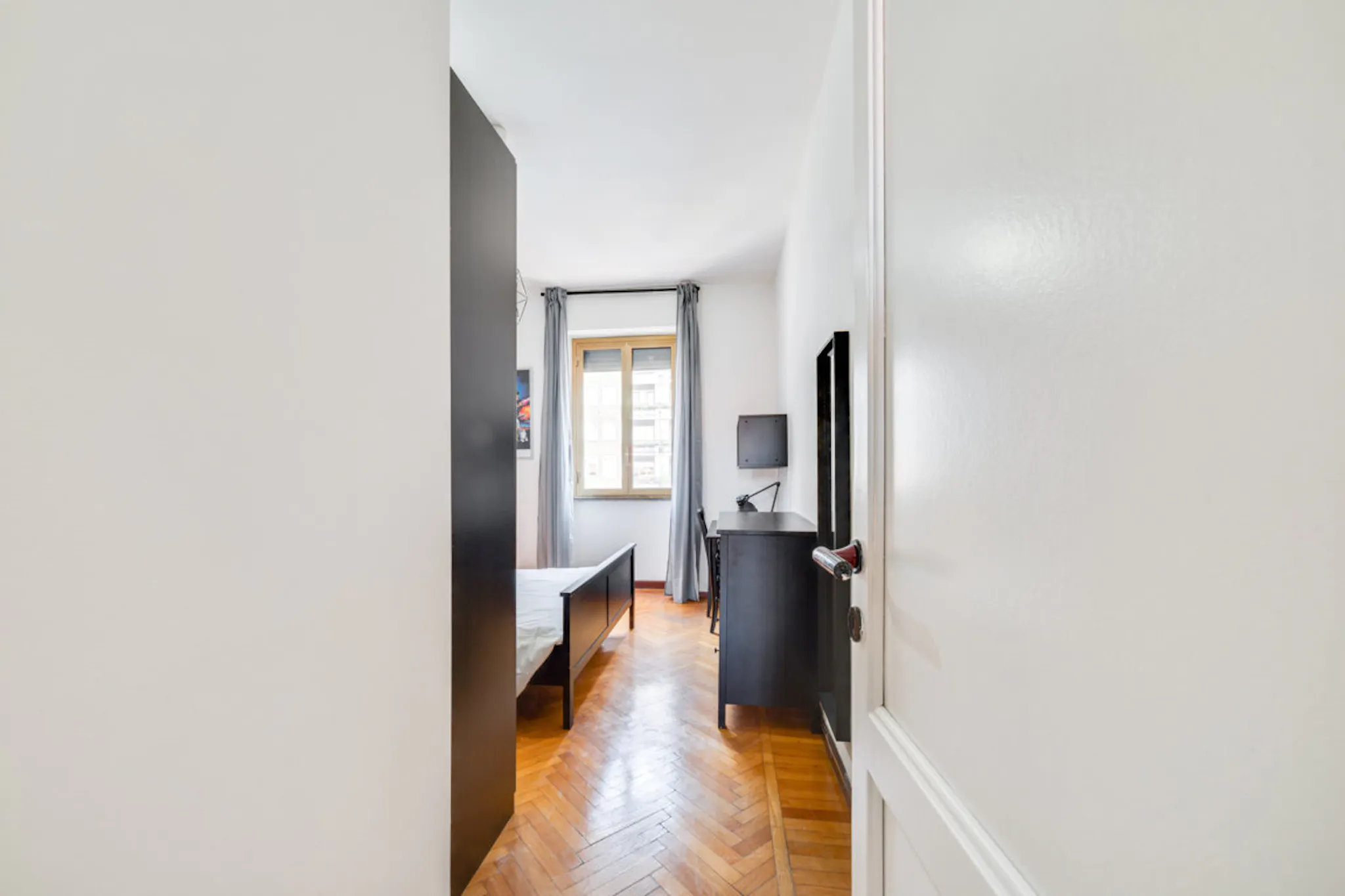 Via Melchiorre Gioia, Milan preview