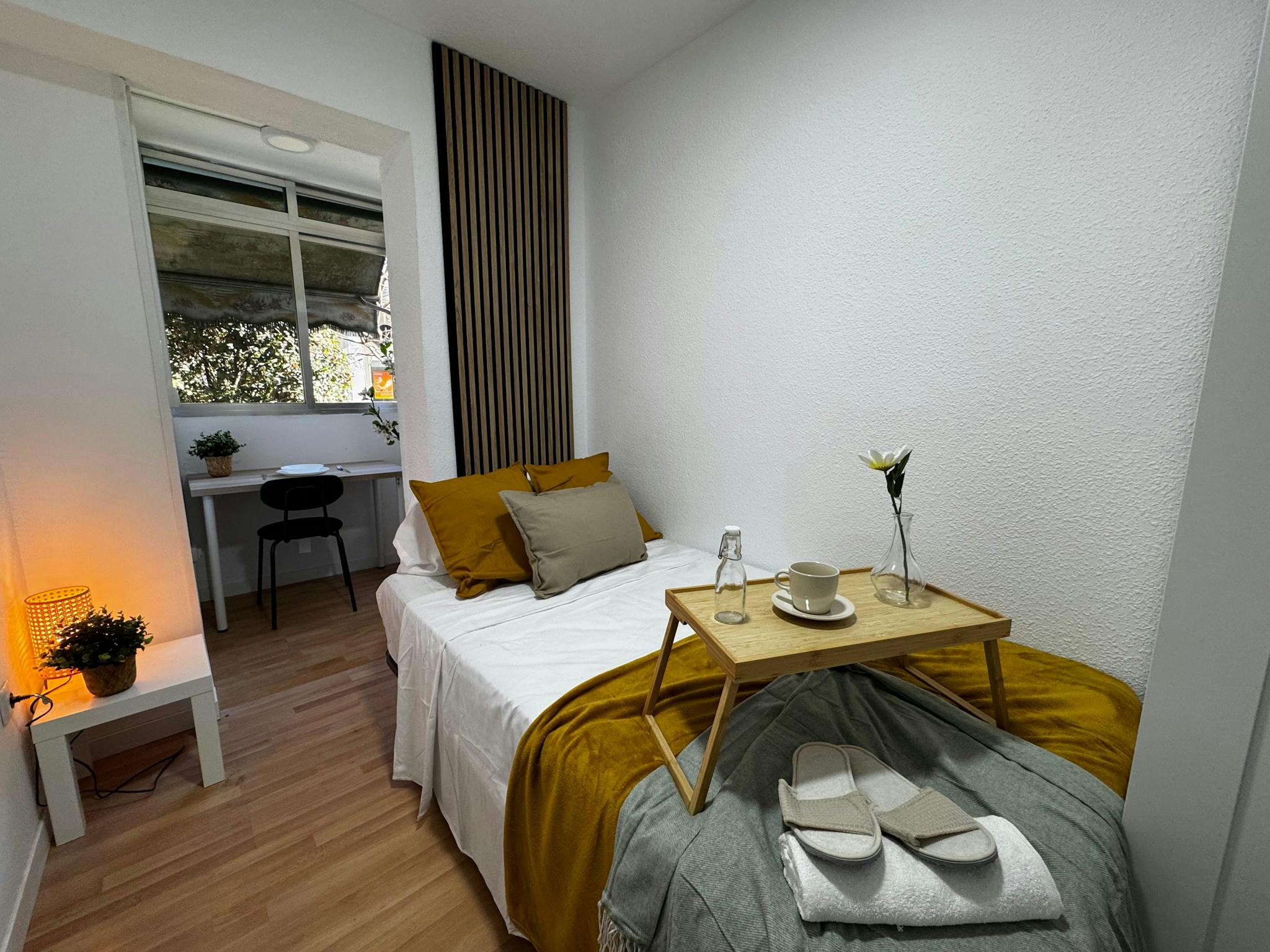 Calle de Oliva de Plasencia, Madrid preview