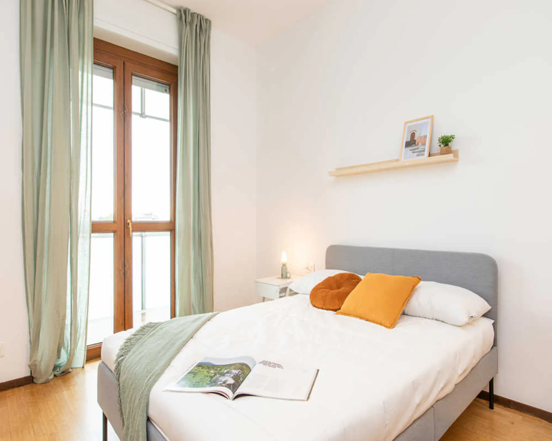 Viale Sondrio, Milan preview