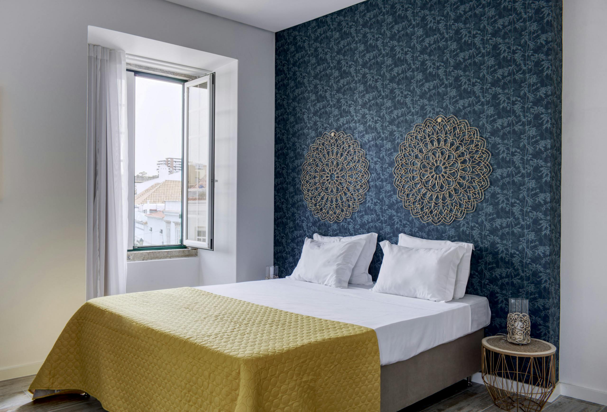 Apartamento para alugar por € 9.999 por mês em Faro, Praça Ferreira de Almeida