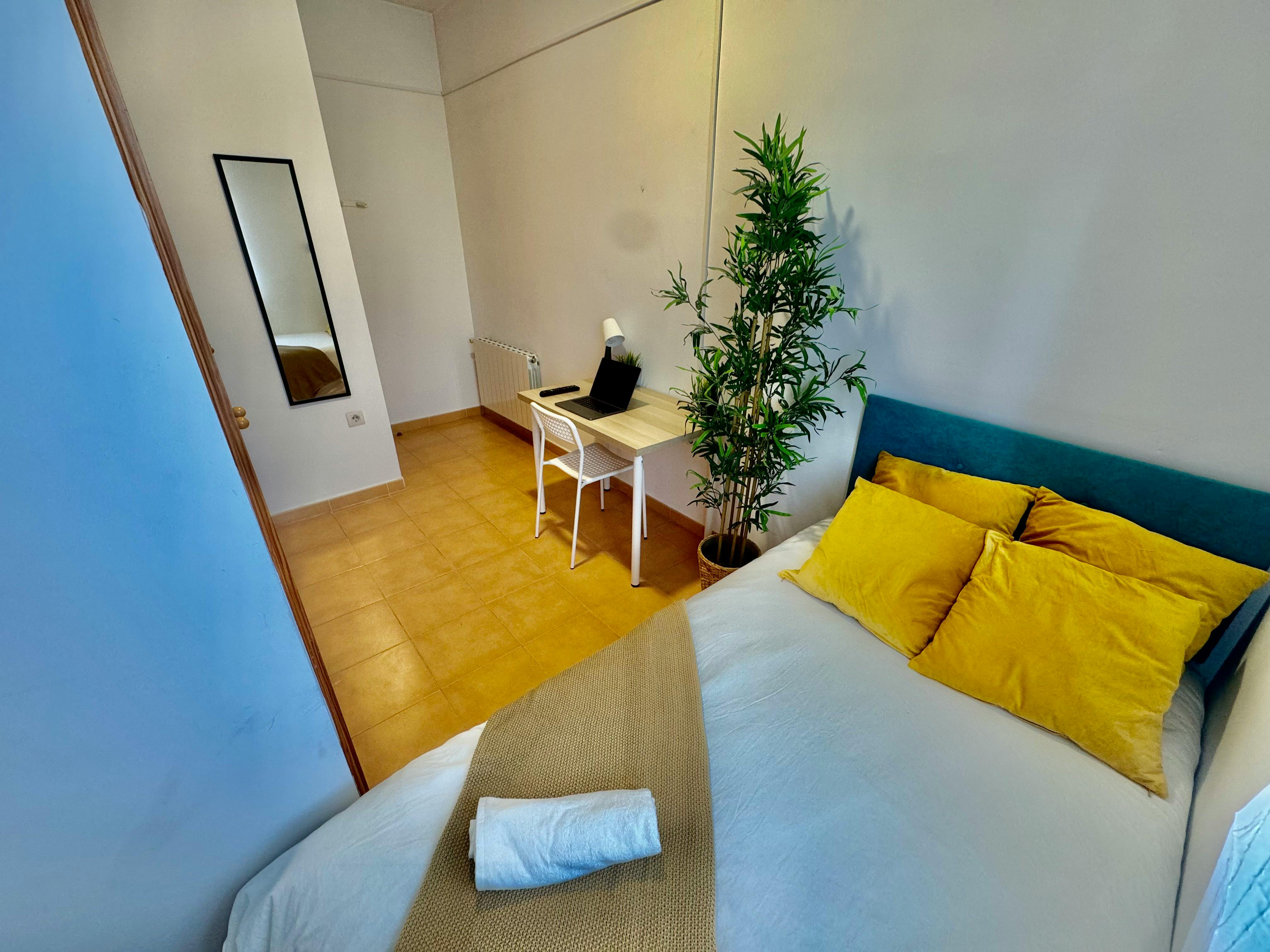 Apartment Godella, 1 bed, 10m² — photo 2