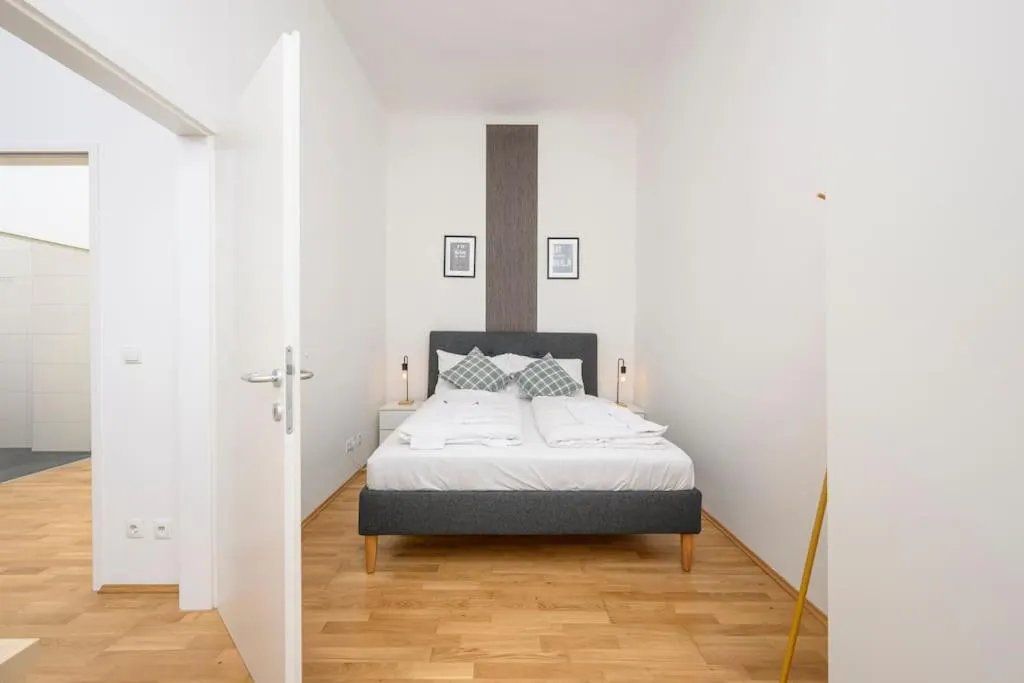 1-Bedroom Apartment in Annenstraße, Graz (1586281) ROOM 1
