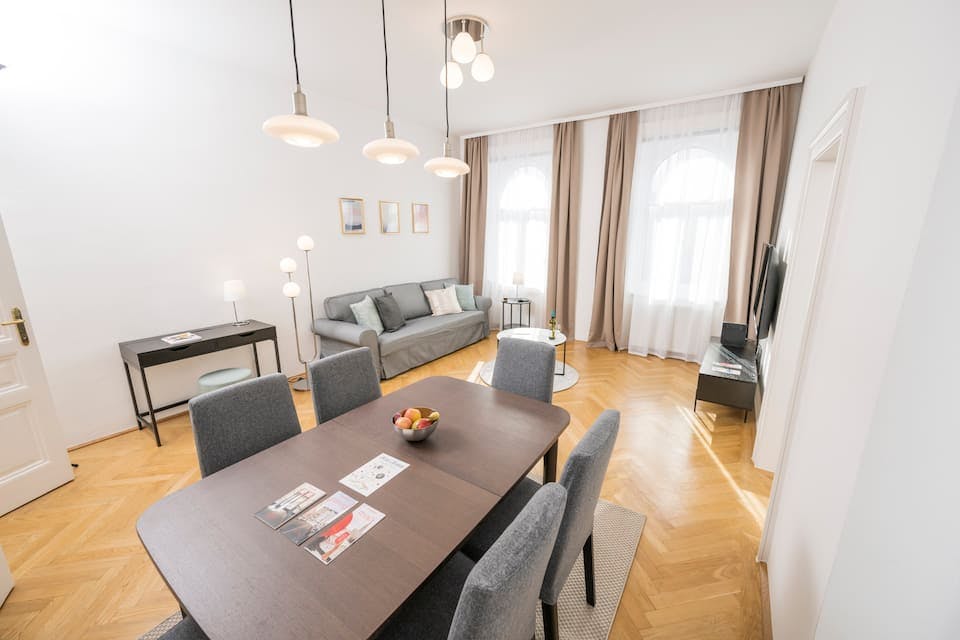 Liechtensteinstraße, Vienna preview