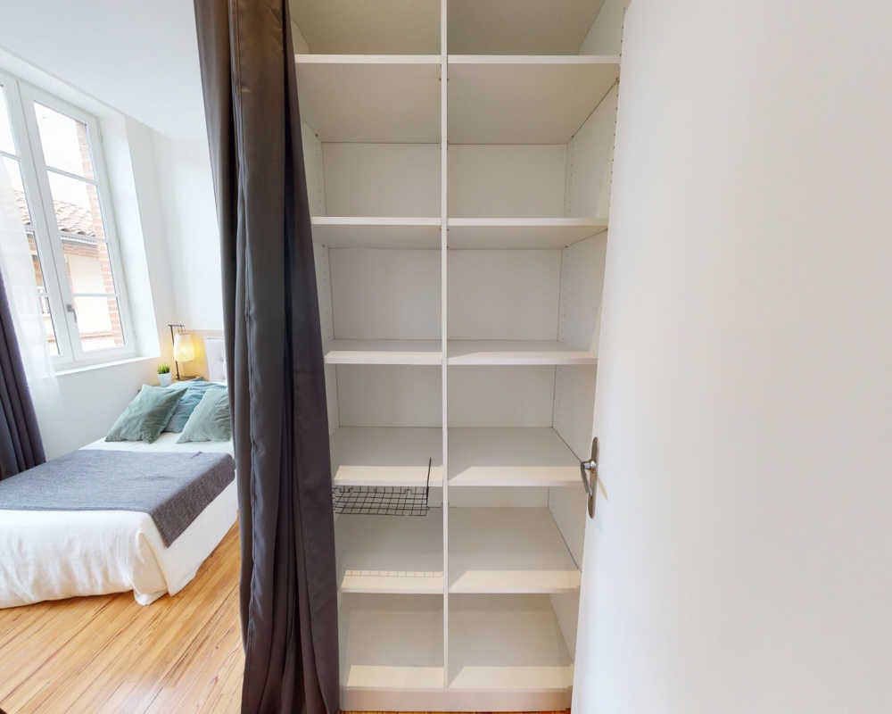 Single room Toulouse, 1 bed, 13m² — photo 18