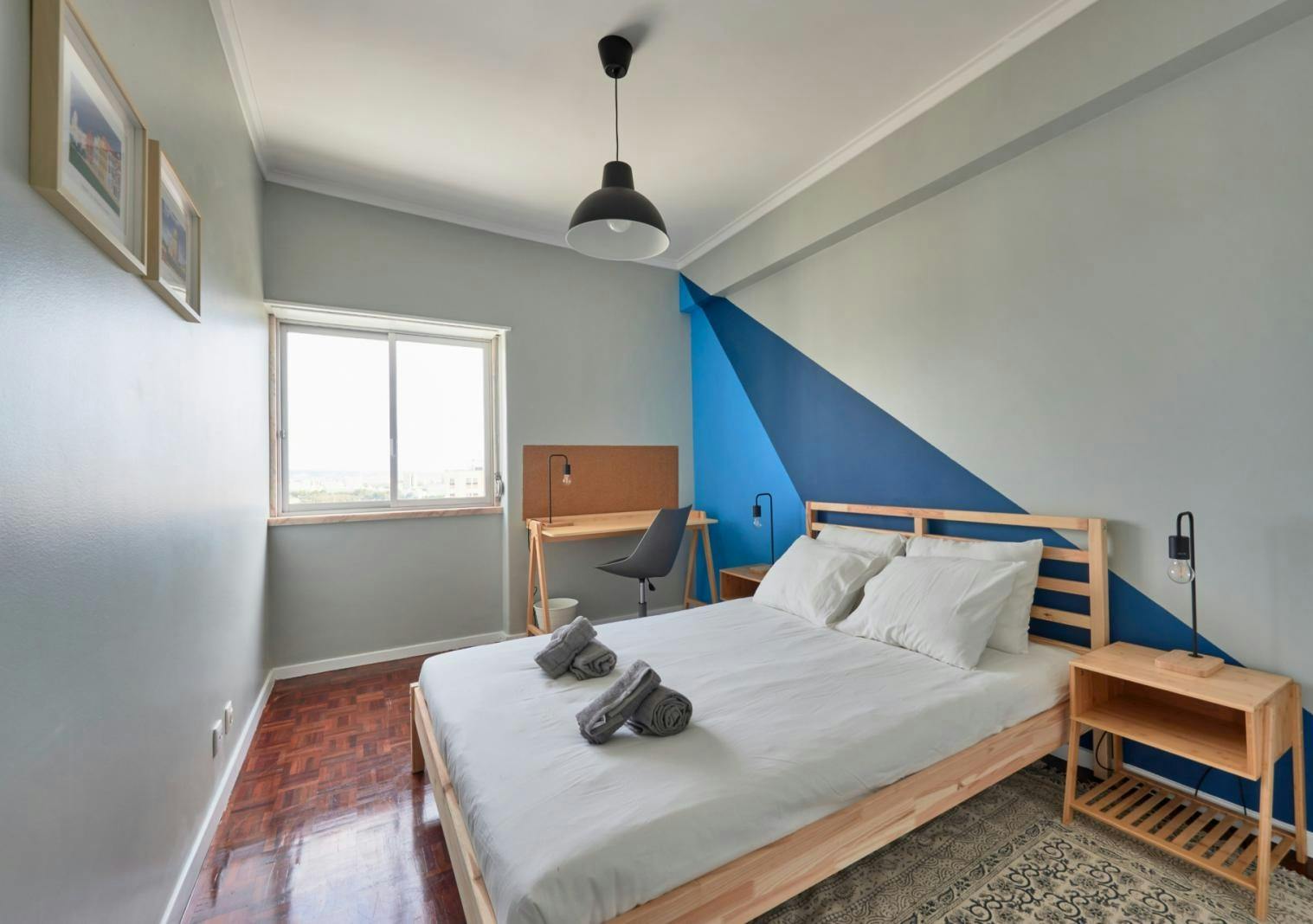 WG-Zimmer zu mieten für 600 € pro Monat in Lisbon, Rua João da Silva