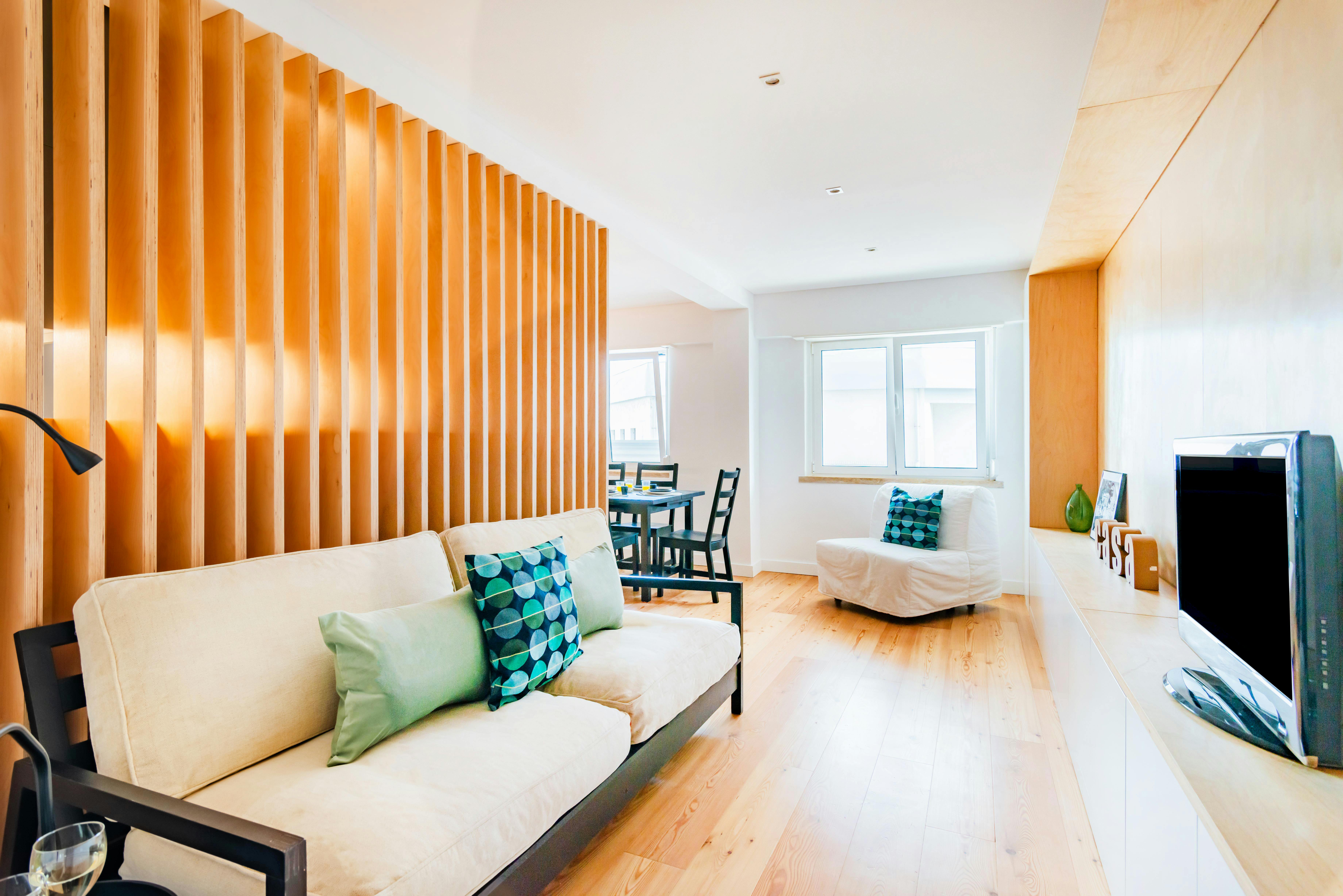 Apartment for rent for €5,000 per month in Paço de Arcos, Rua Carlos Luz