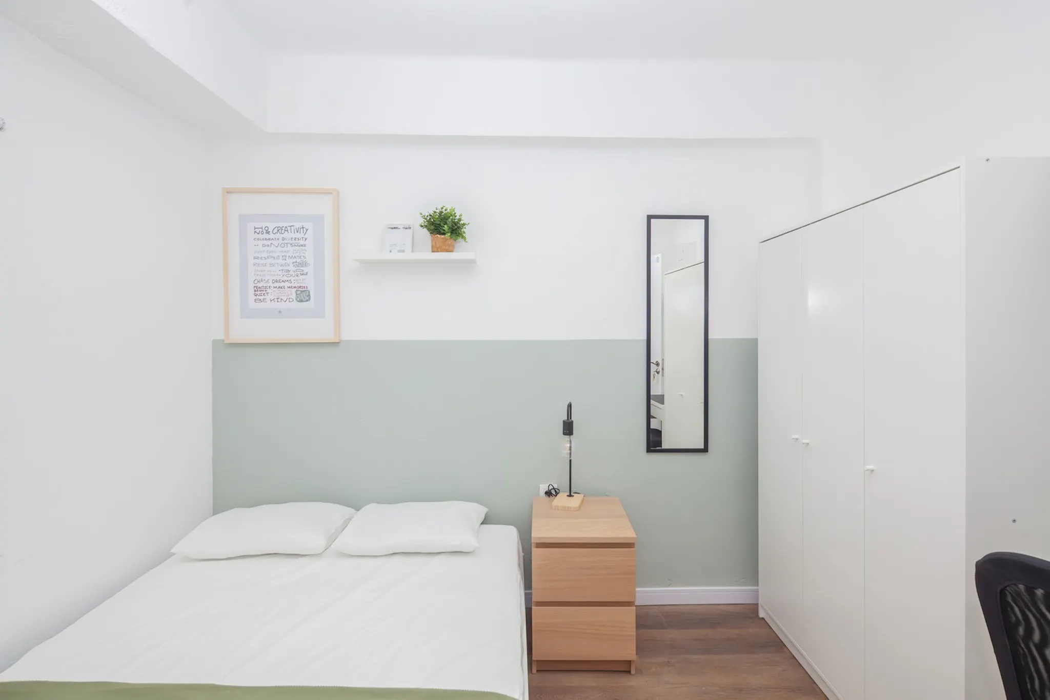 Carrer de Finestrat, Valencia preview