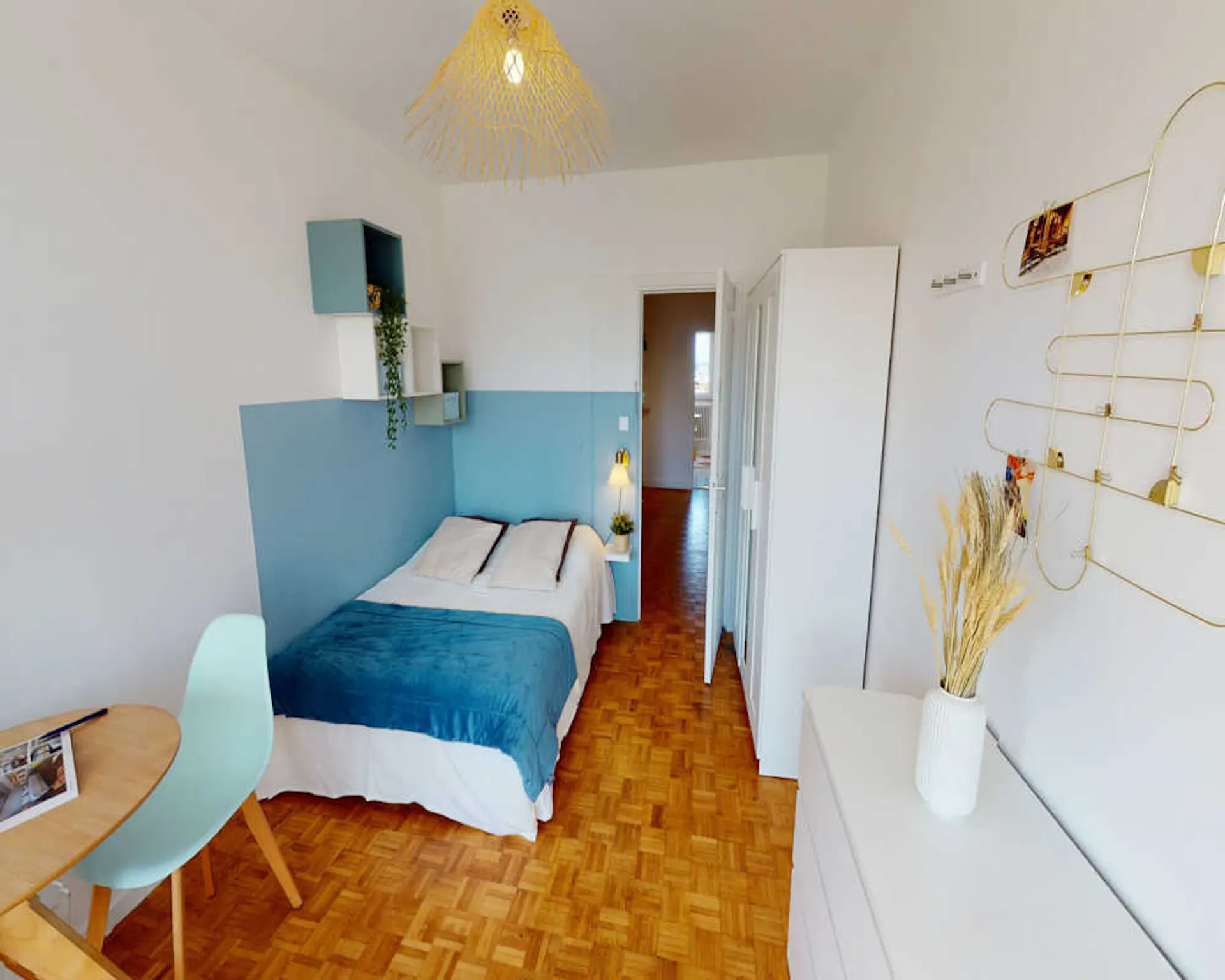Avenue Marceau, Courbevoie preview