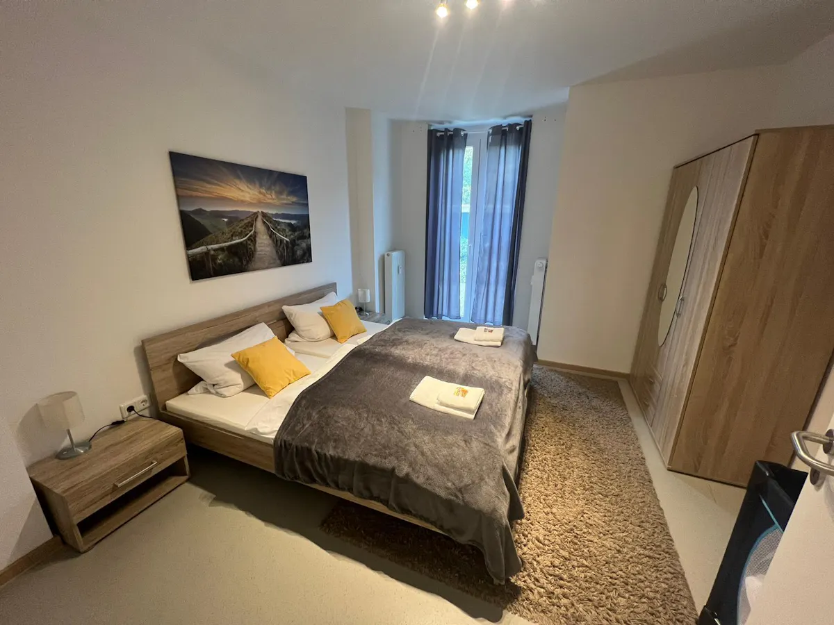 1-Bedroom Apartment in Lenneper Straße, Wuppertal