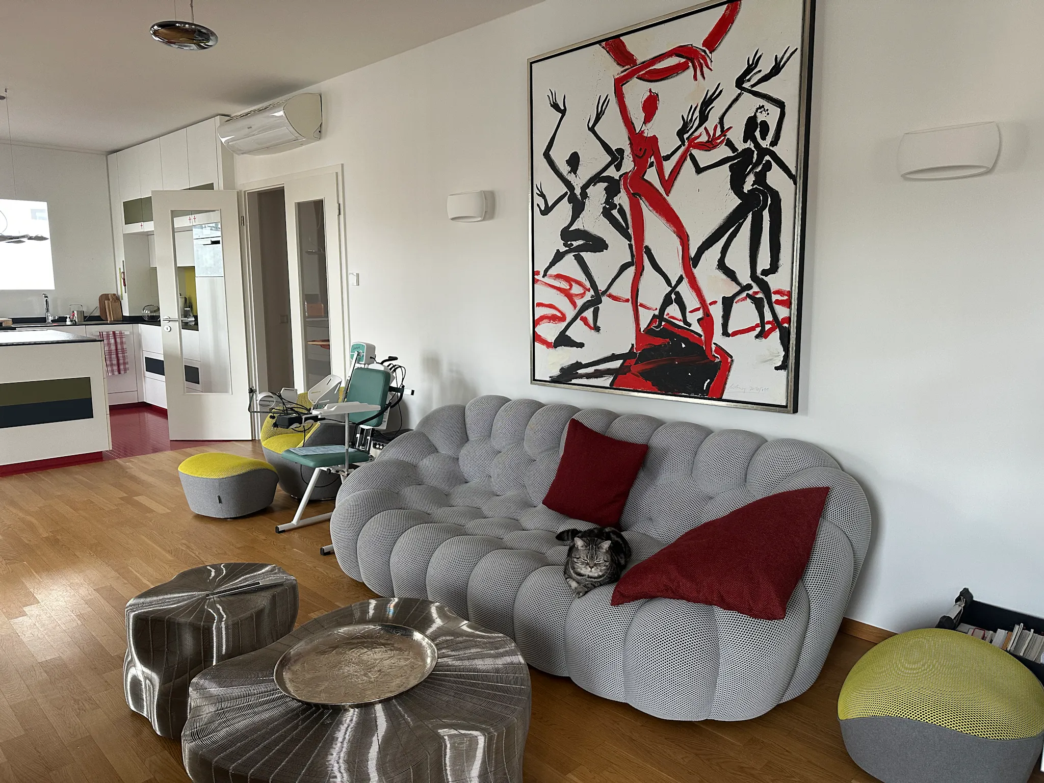 Kommandantenstraße, Berlin preview