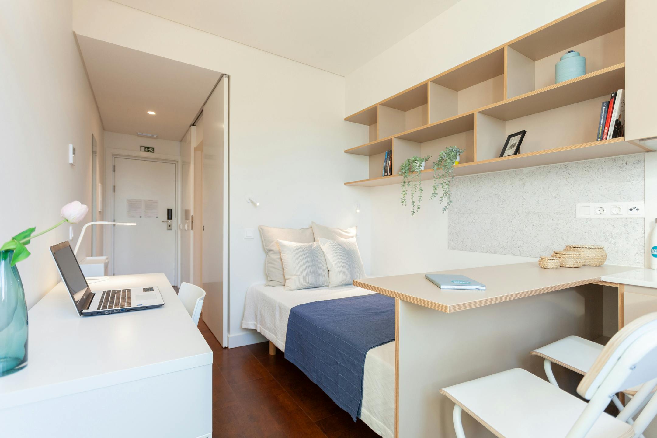 Studio for rent for €980 per month in Lisbon, Avenida Infante Dom Henrique