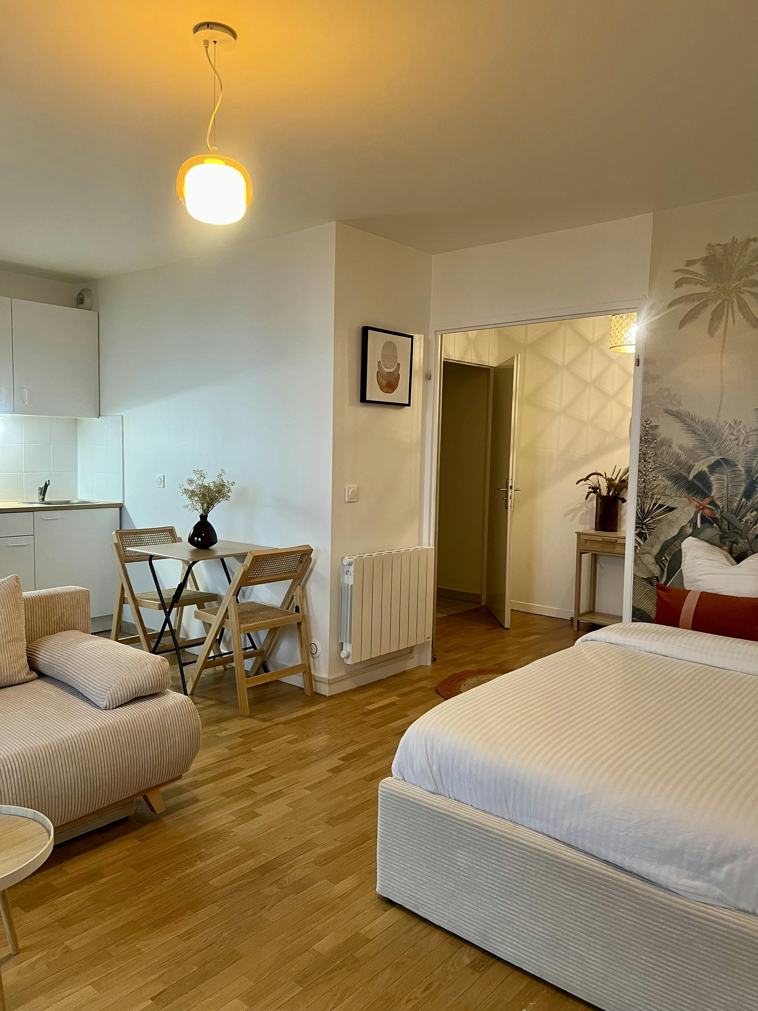 Studio for rent for €1,500 per month in Colombes, Avenue de l'Europe