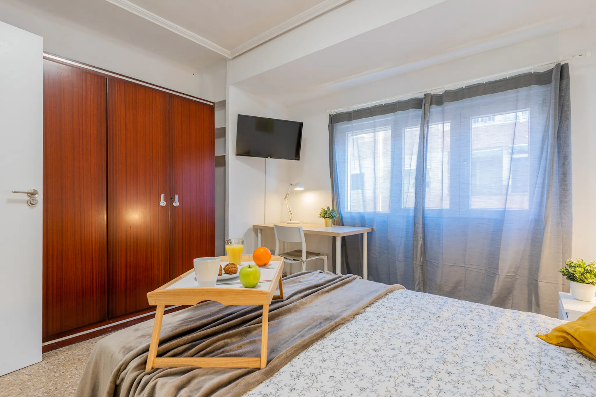 Carrer de Sant Pius X, Valencia preview