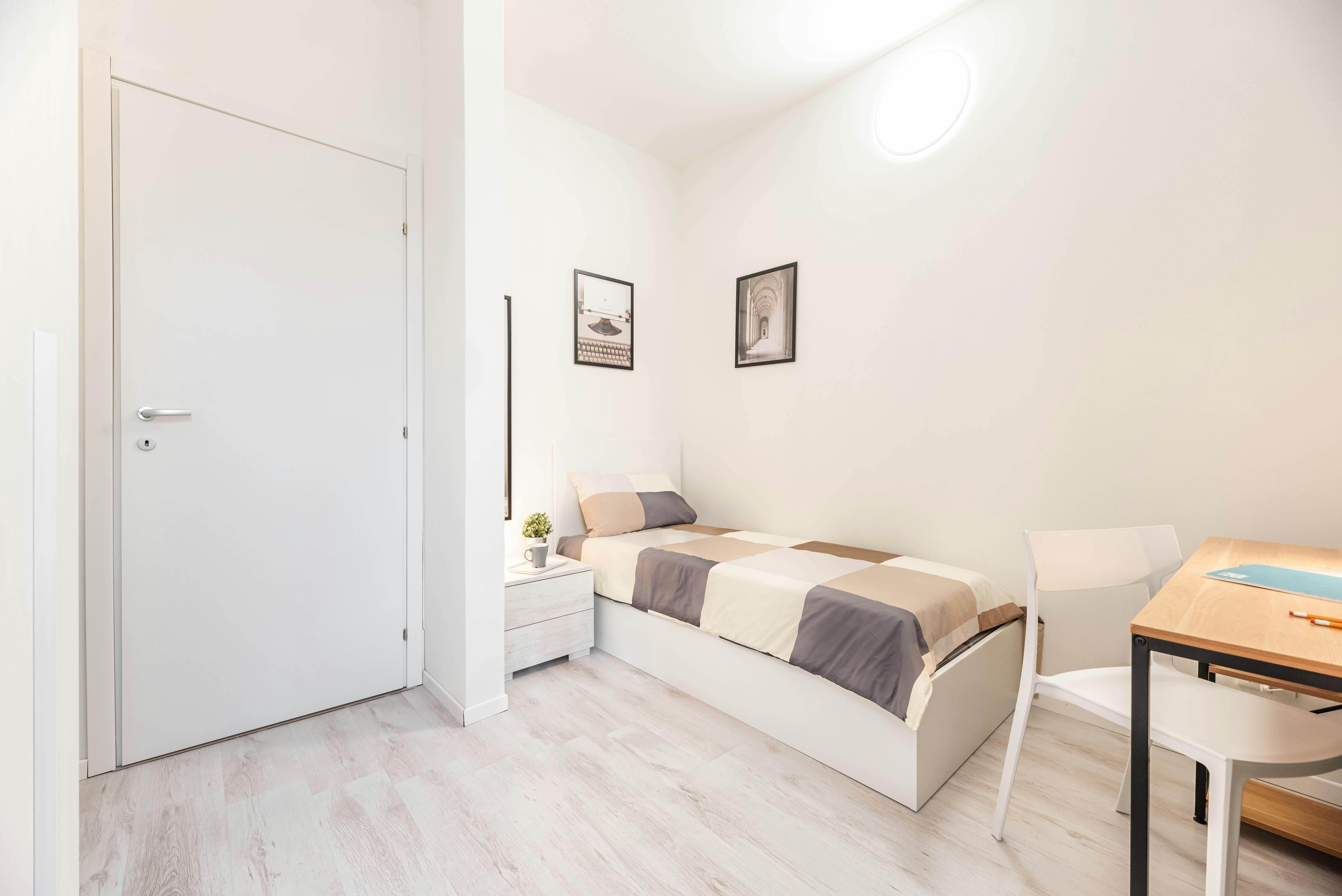 Private room for rent for €400 per month in Padova, Viale dell'Arcella