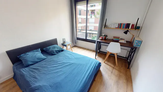 Private room in Rue Vincent van Gogh, Toulouse (1586943) room image 2