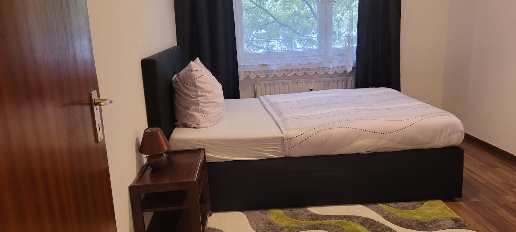 Fuggerstraße, Berlin preview