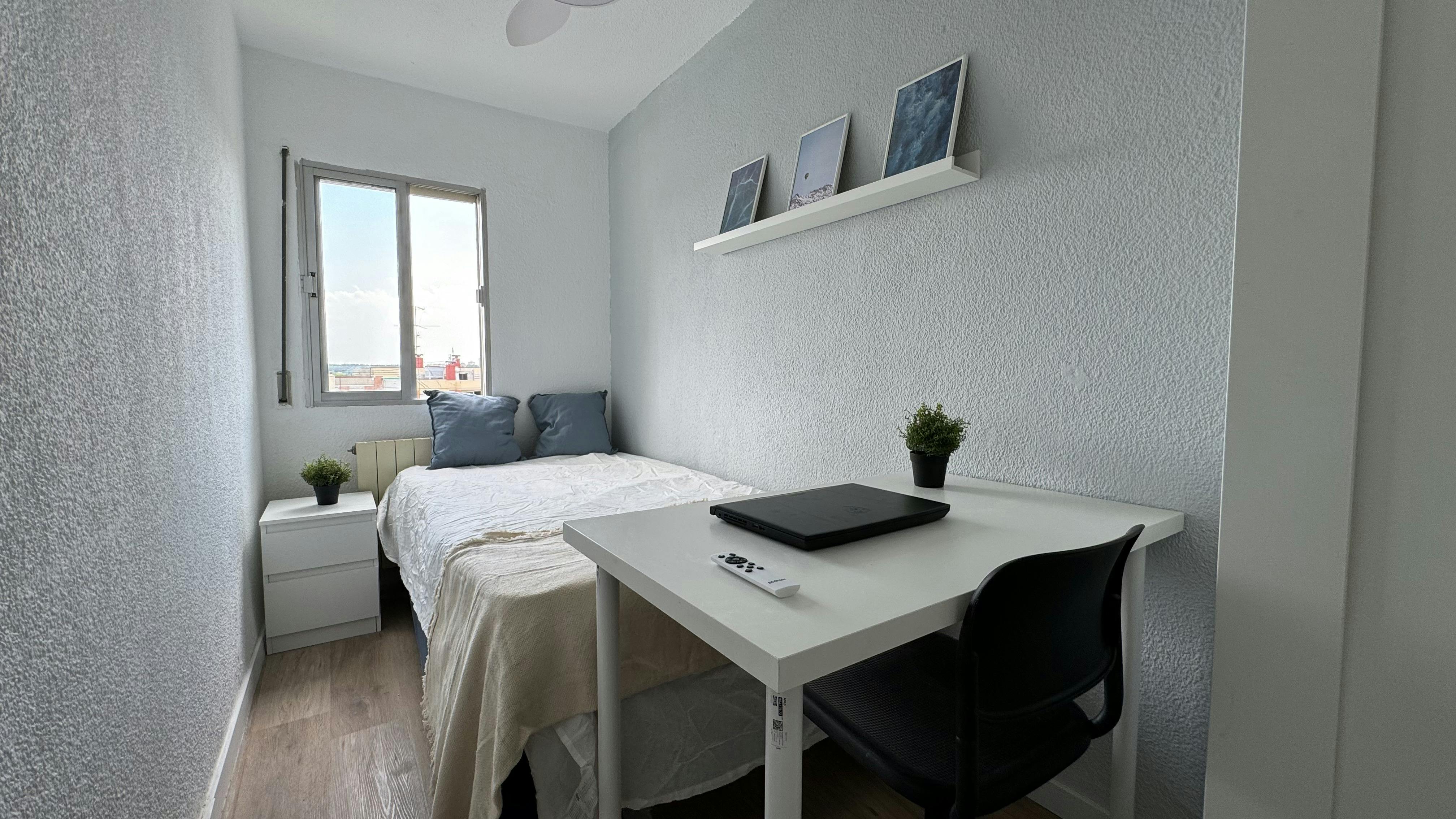 Calle del Poeta Blas de Otero, Madrid Madrid