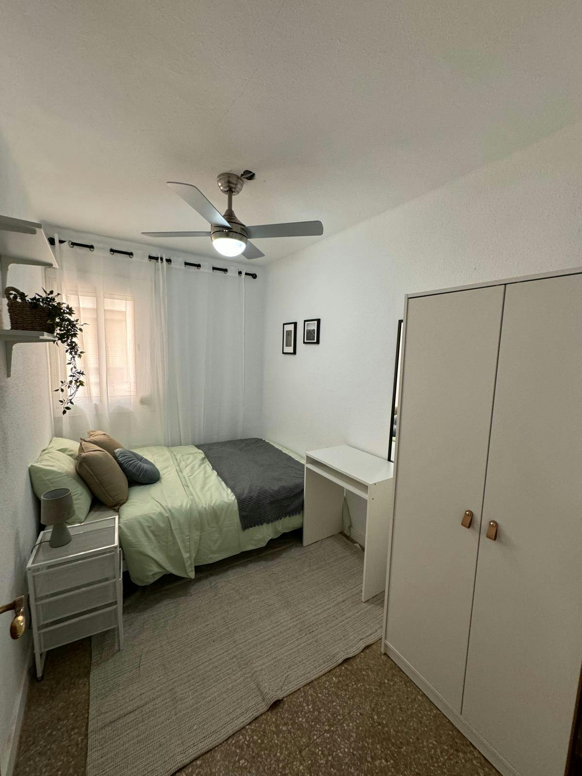 Carrer de Juan Castelló, Valencia Valencia