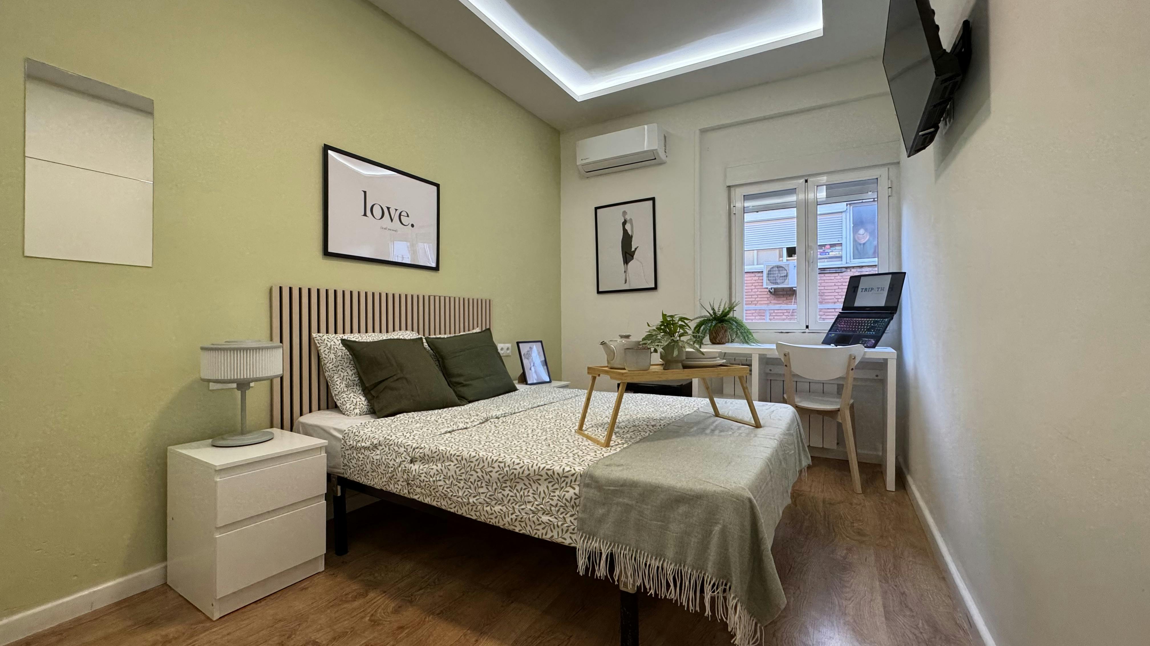 Calle de Don Quijote, Madrid preview