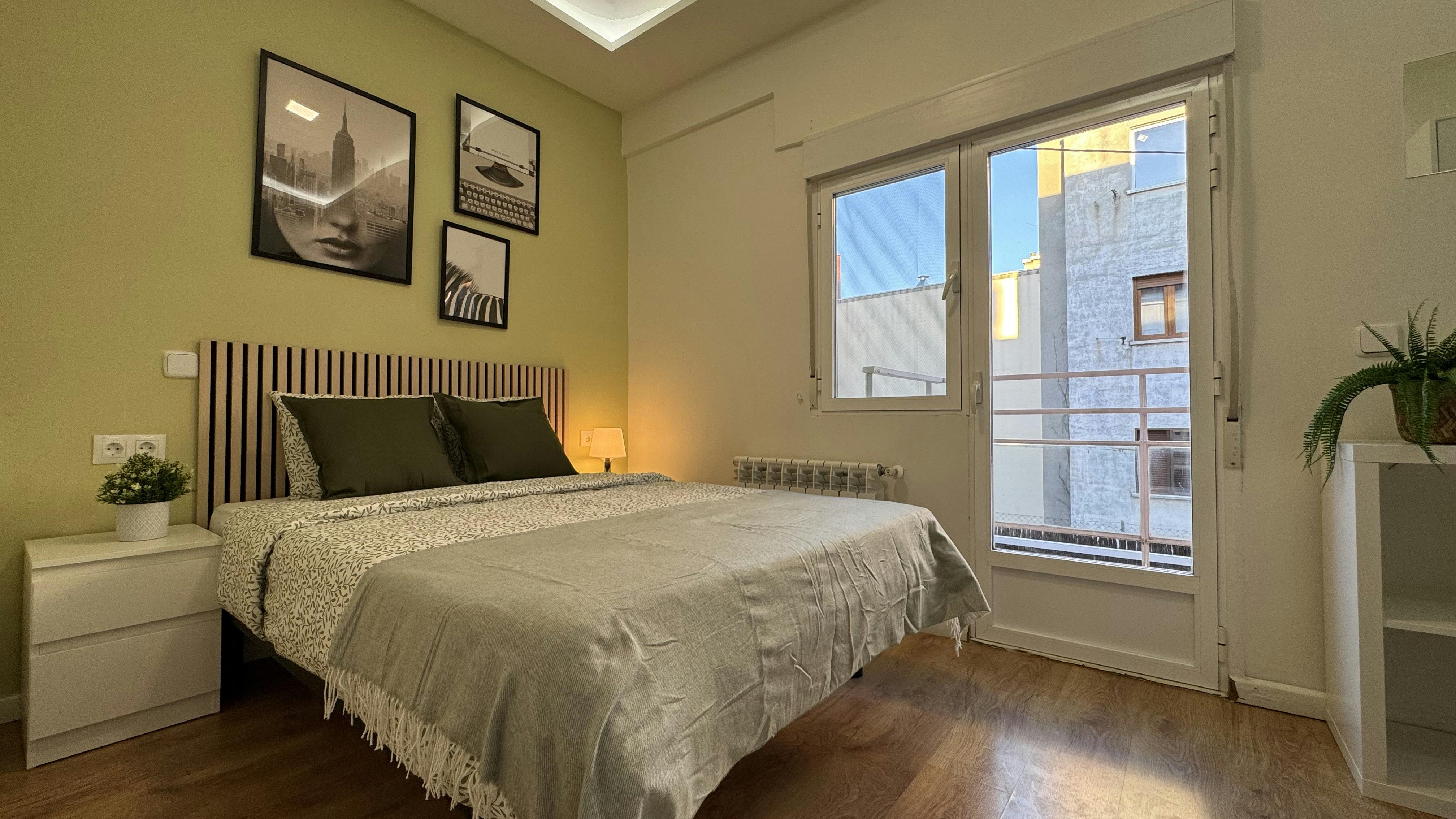 Calle de Don Quijote, Madrid preview