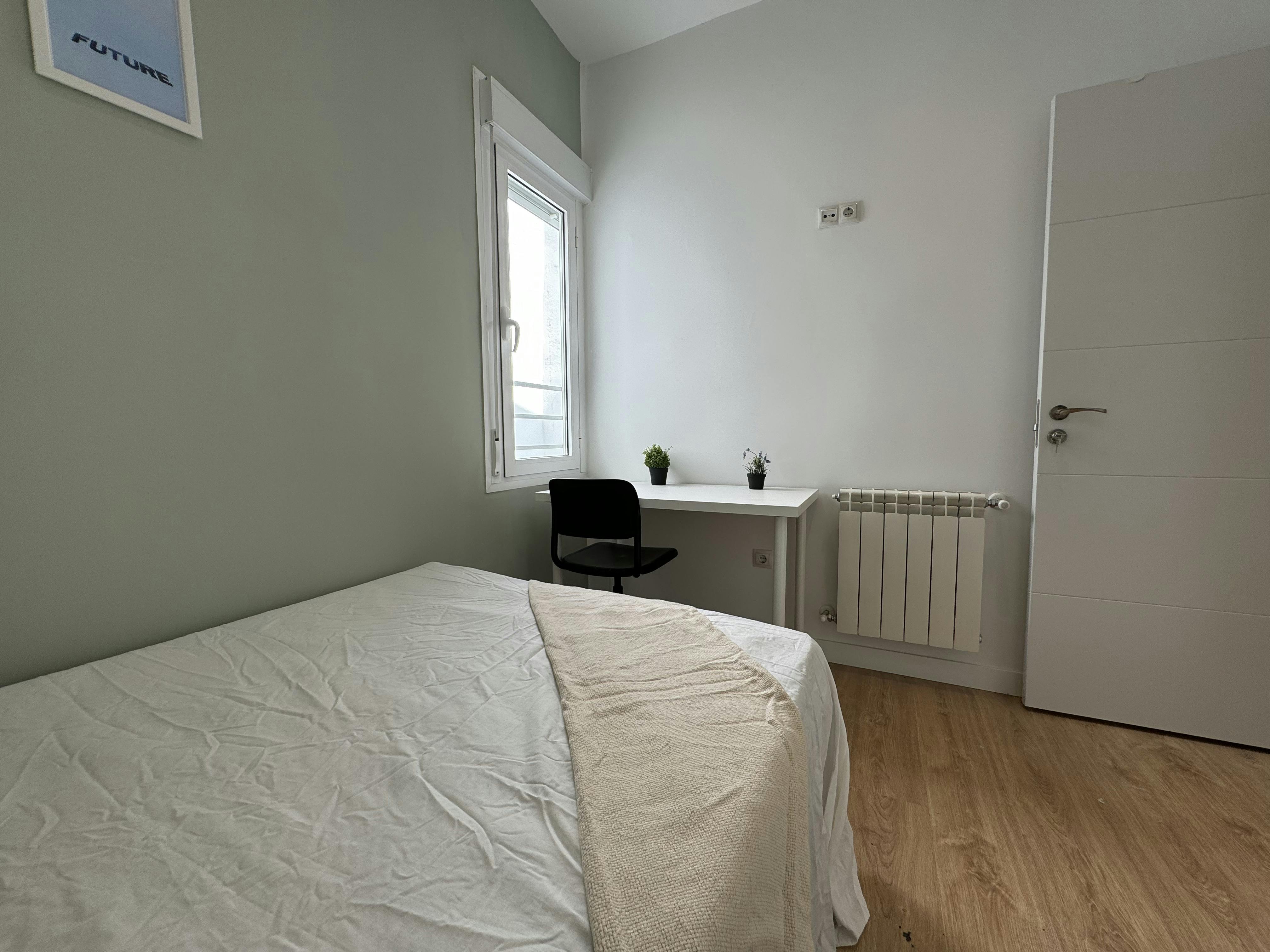 Calle Manuel Aleixandre, Madrid Madrid