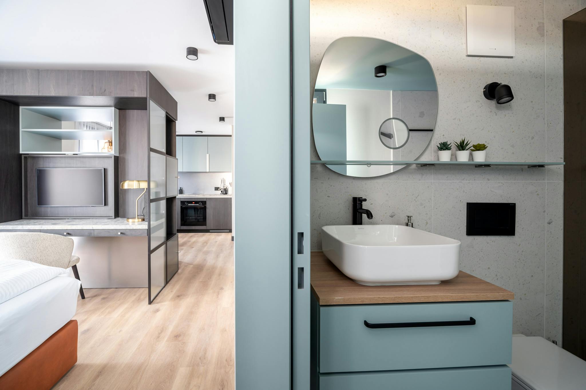 preview gallery tile