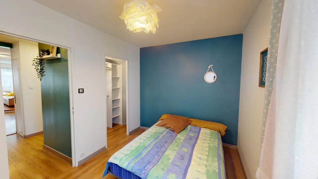 Avenue Marie Reynoard, Grenoble preview