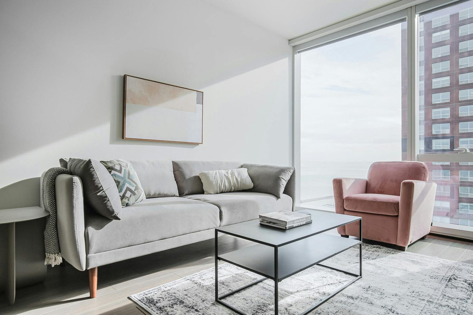 N DuSable Lake Shore Dr, Chicago, IL preview