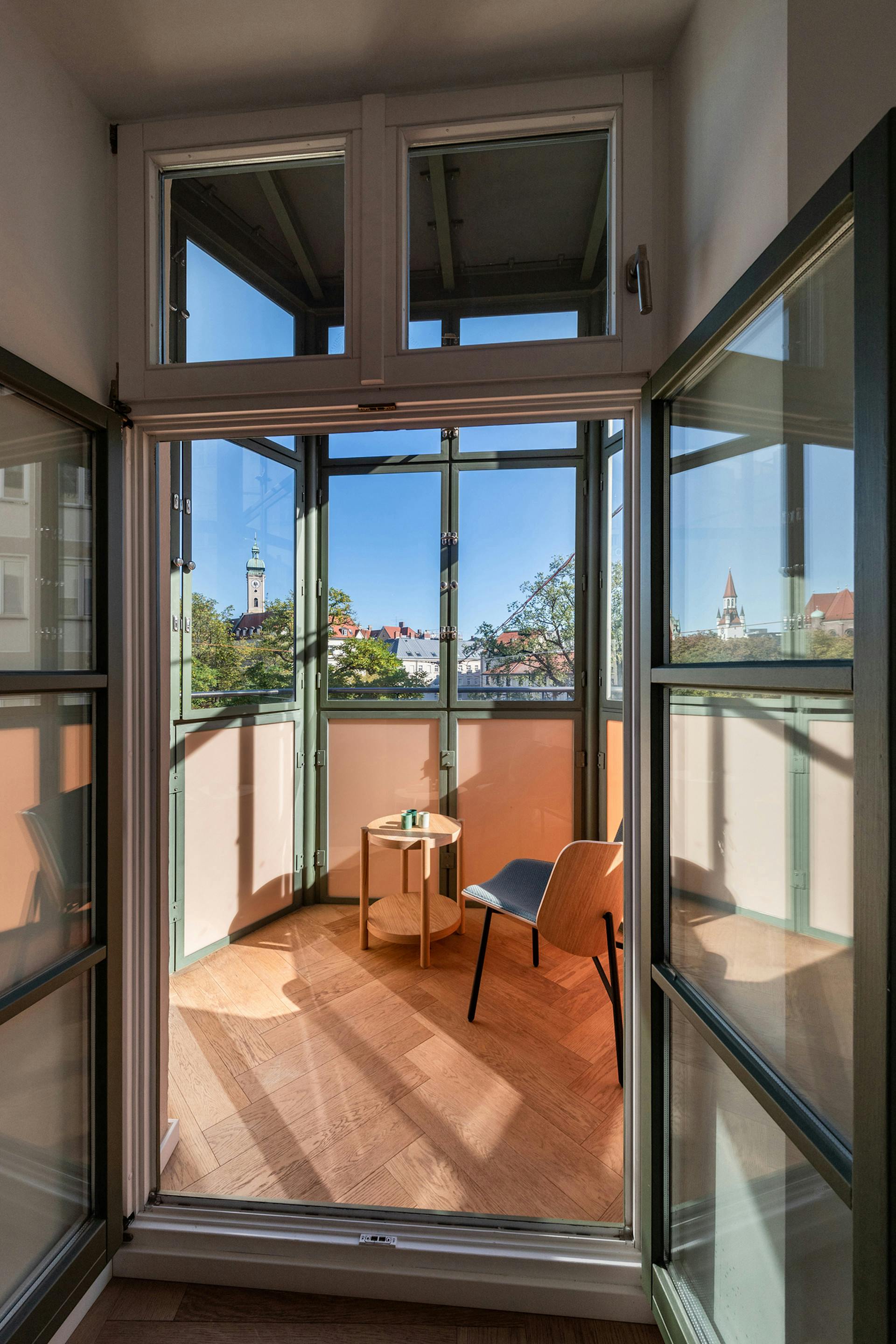 preview gallery tile