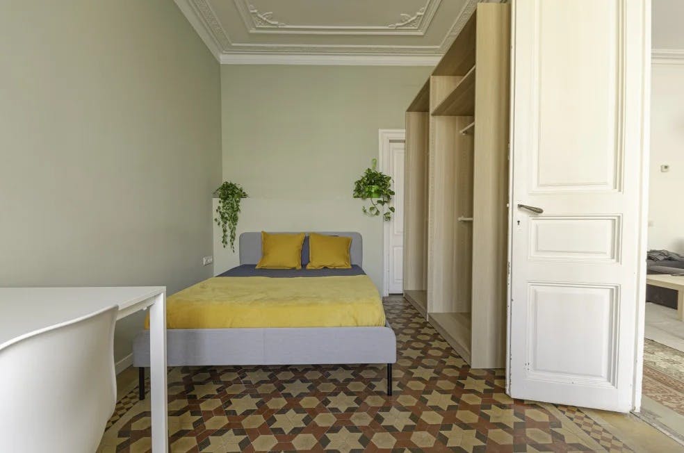 Ronda de Sant Pere, Barcelona Barcelona