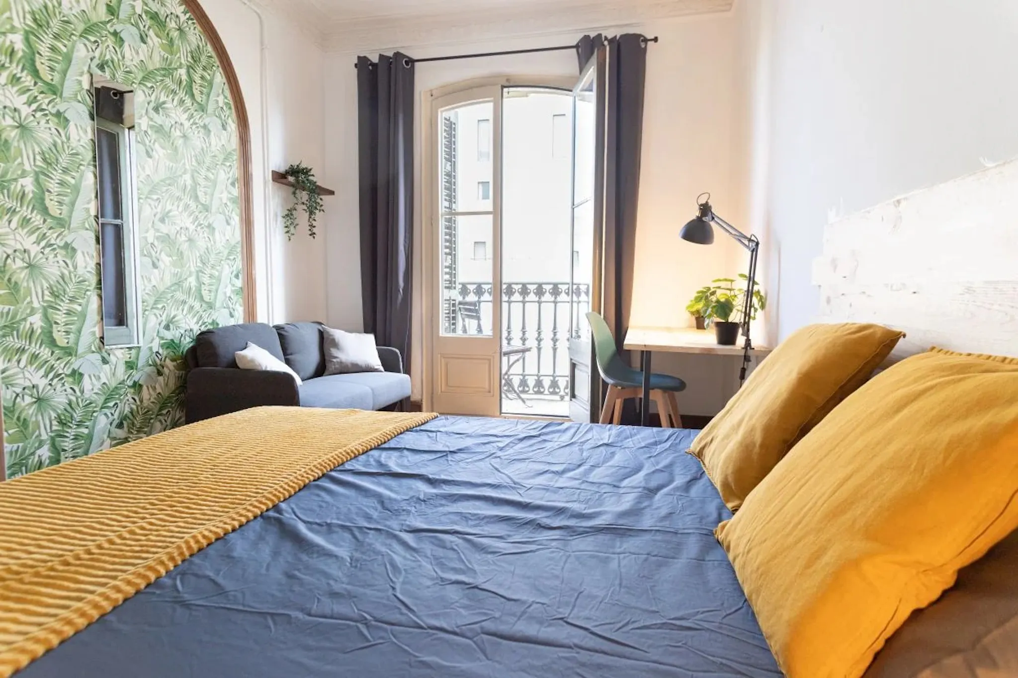 Ronda de Sant Pere, Barcelona preview