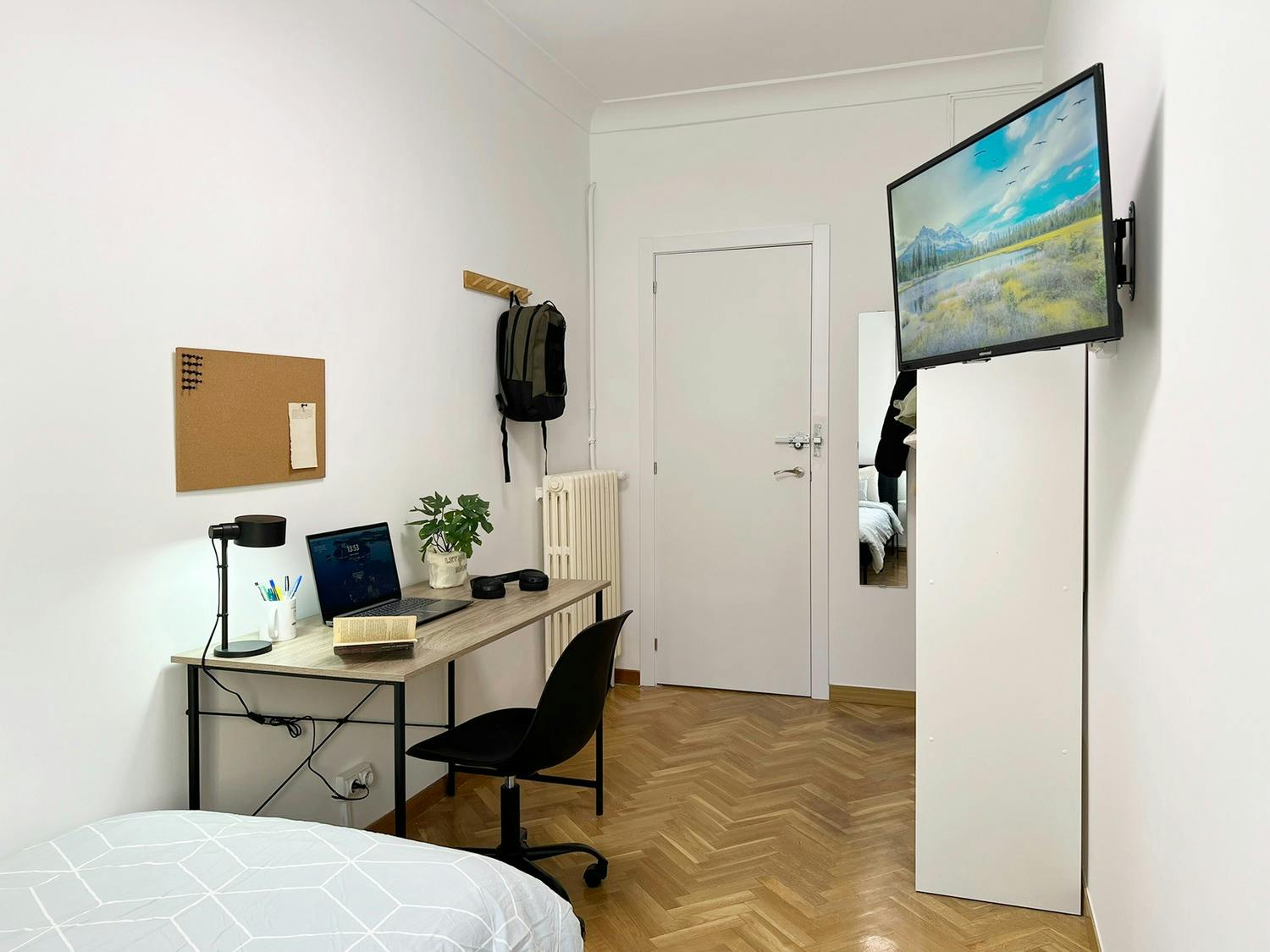 Apartment Madrid, 1 bed, 9m² — photo 1