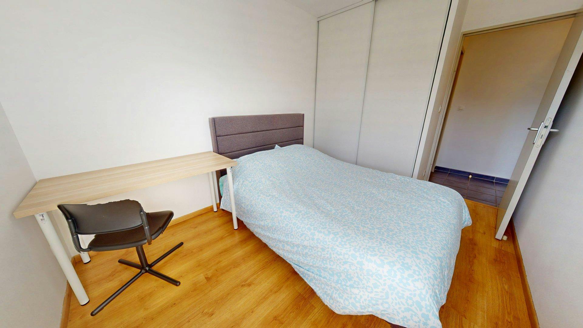 Apartment Vénissieux, 1 bed, 10m² — photo 31