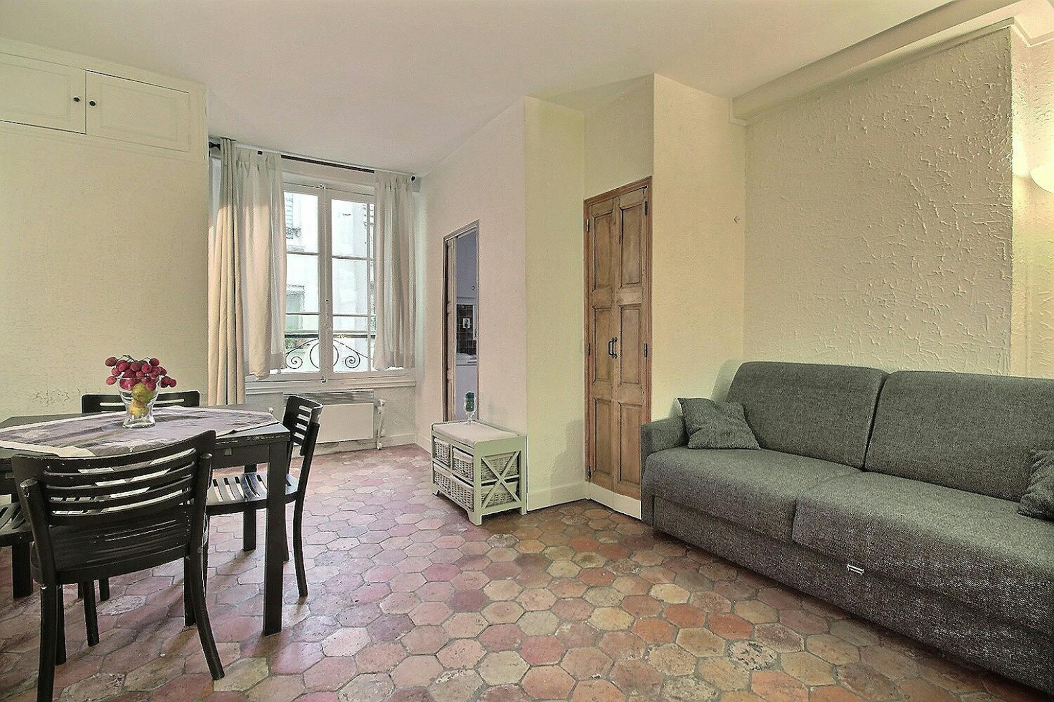 Rue Mazarine, Paris preview