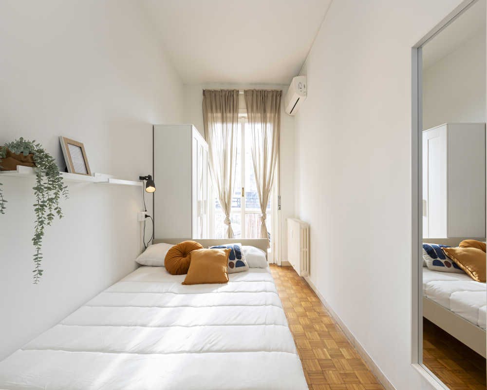 Via Carlo Pisacane, Milan