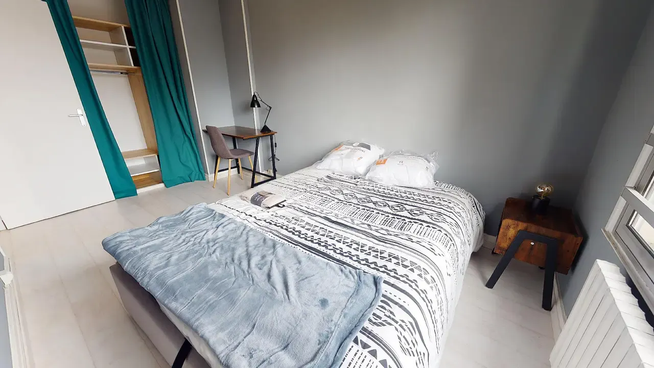 Private room in Rue de Bellevue, Dijon (1587707) ROOM 1