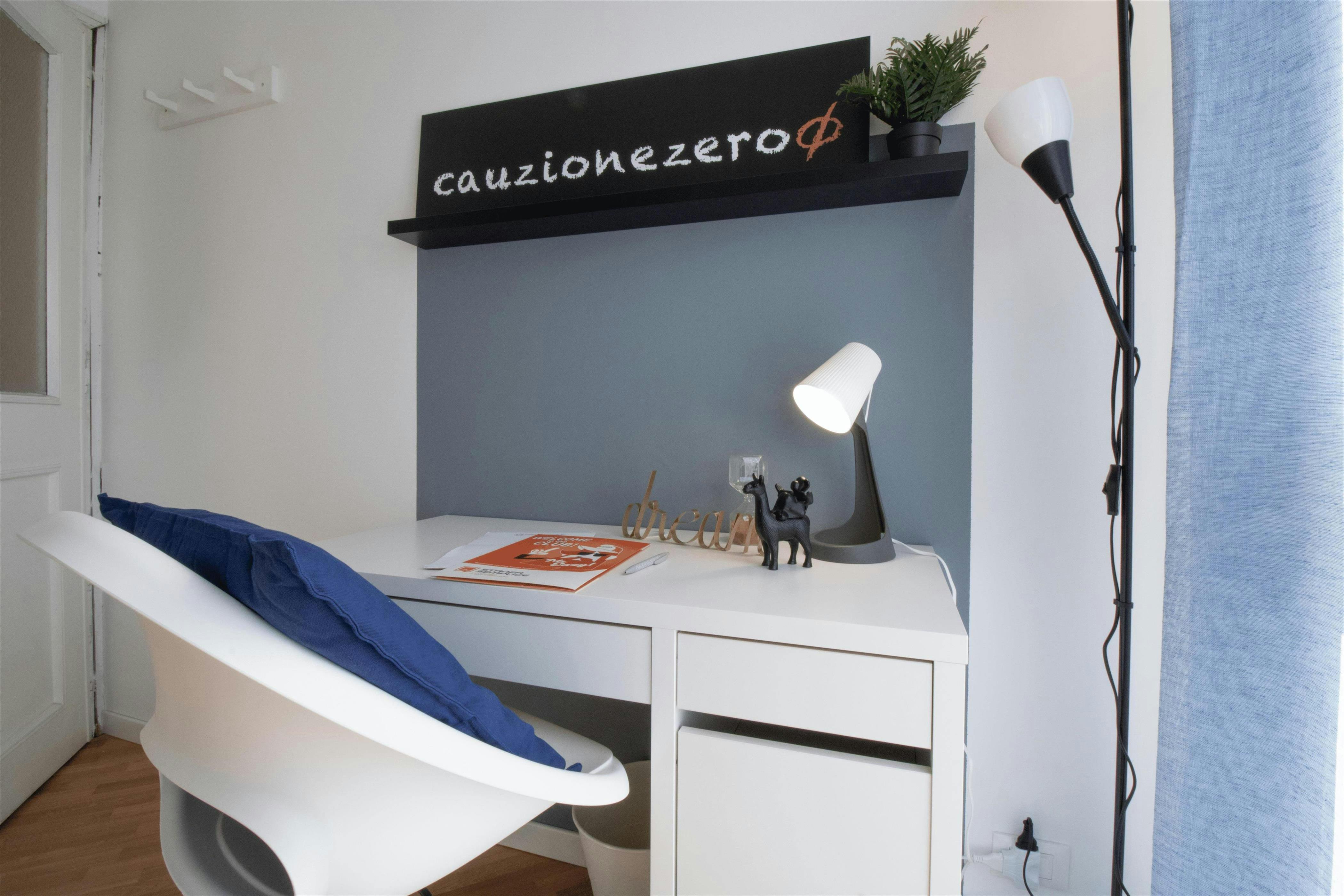 Chambre simple Turin, 1 chambre, 14m² — photo 14