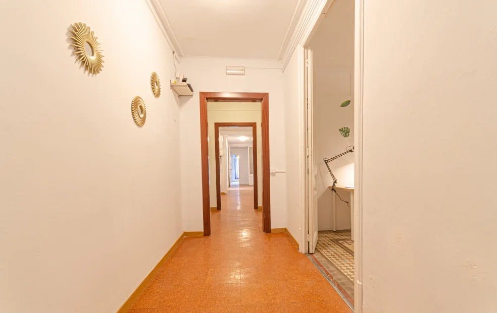 Single room Barcelona, 1 bed, 9m² — photo 7