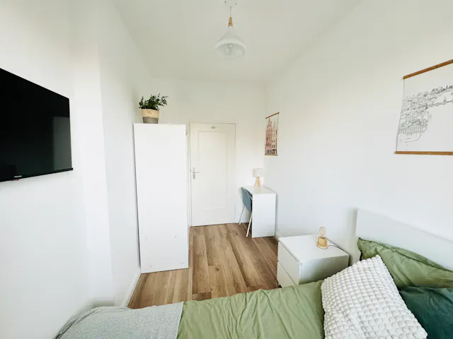 Private room in Neue Kantstraße, Berlin (1587934) room image 2