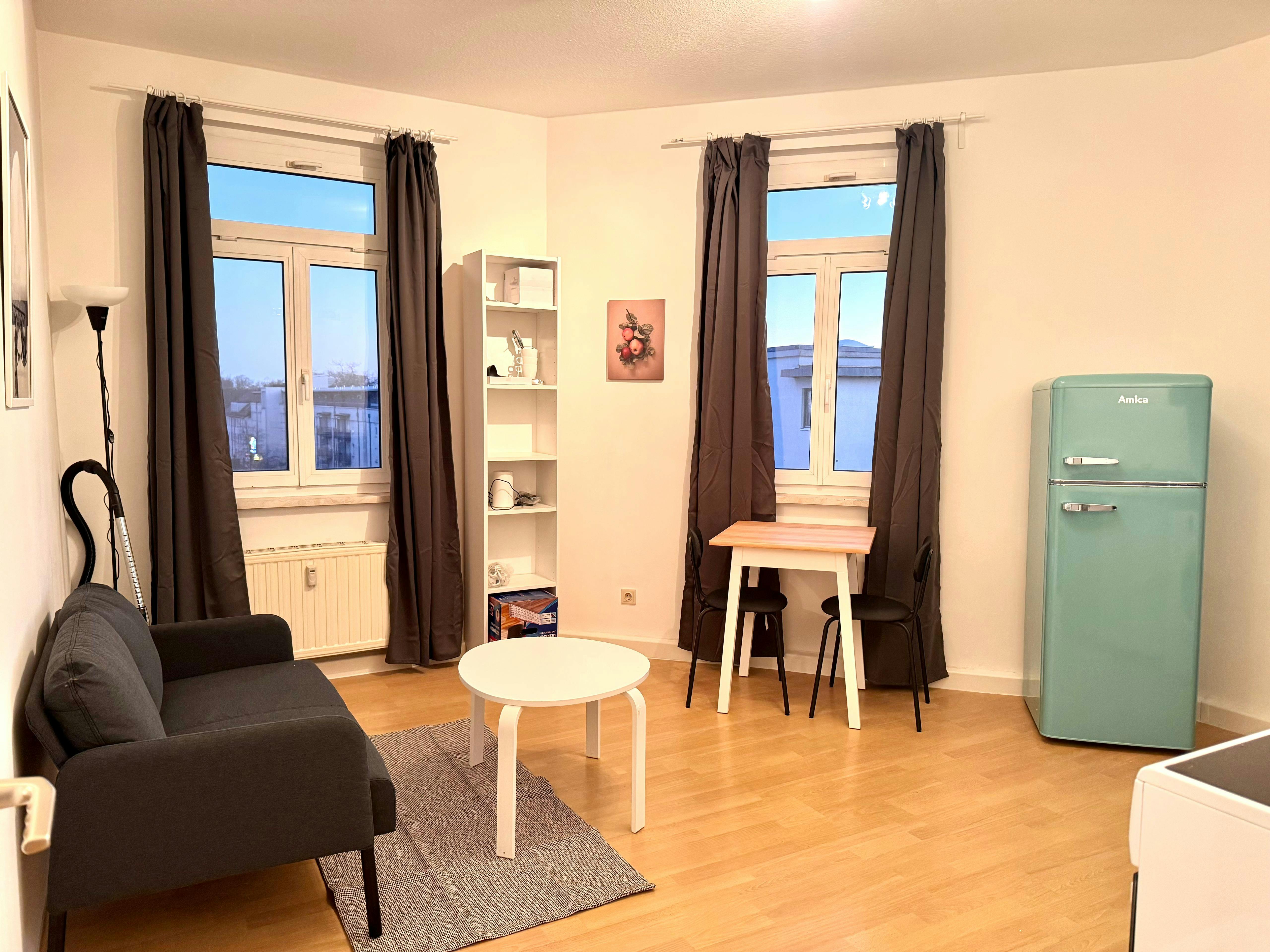 Appartement te huur voor € 800 per maand in Leipzig, Sommerfelder Straße