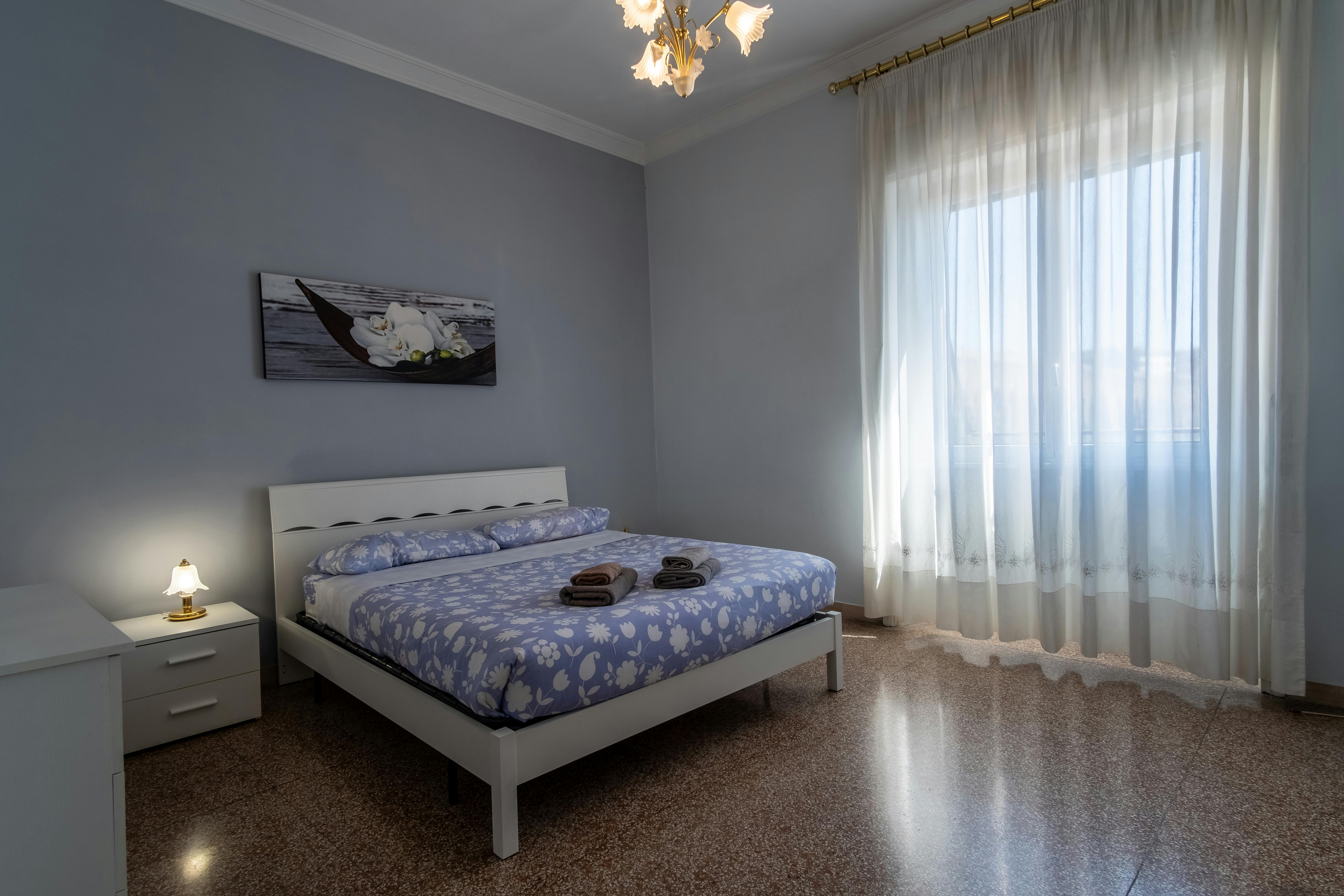 Apartment for rent for €2,825 per month in Rome, Via di San Castulo