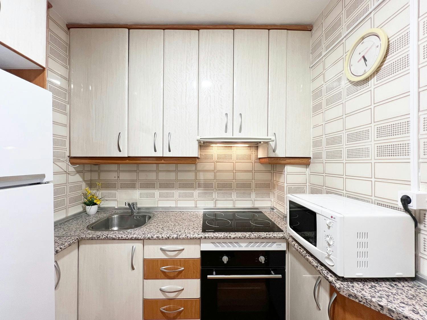 Apartment Madrid, 1 bed, 8m² — photo 10
