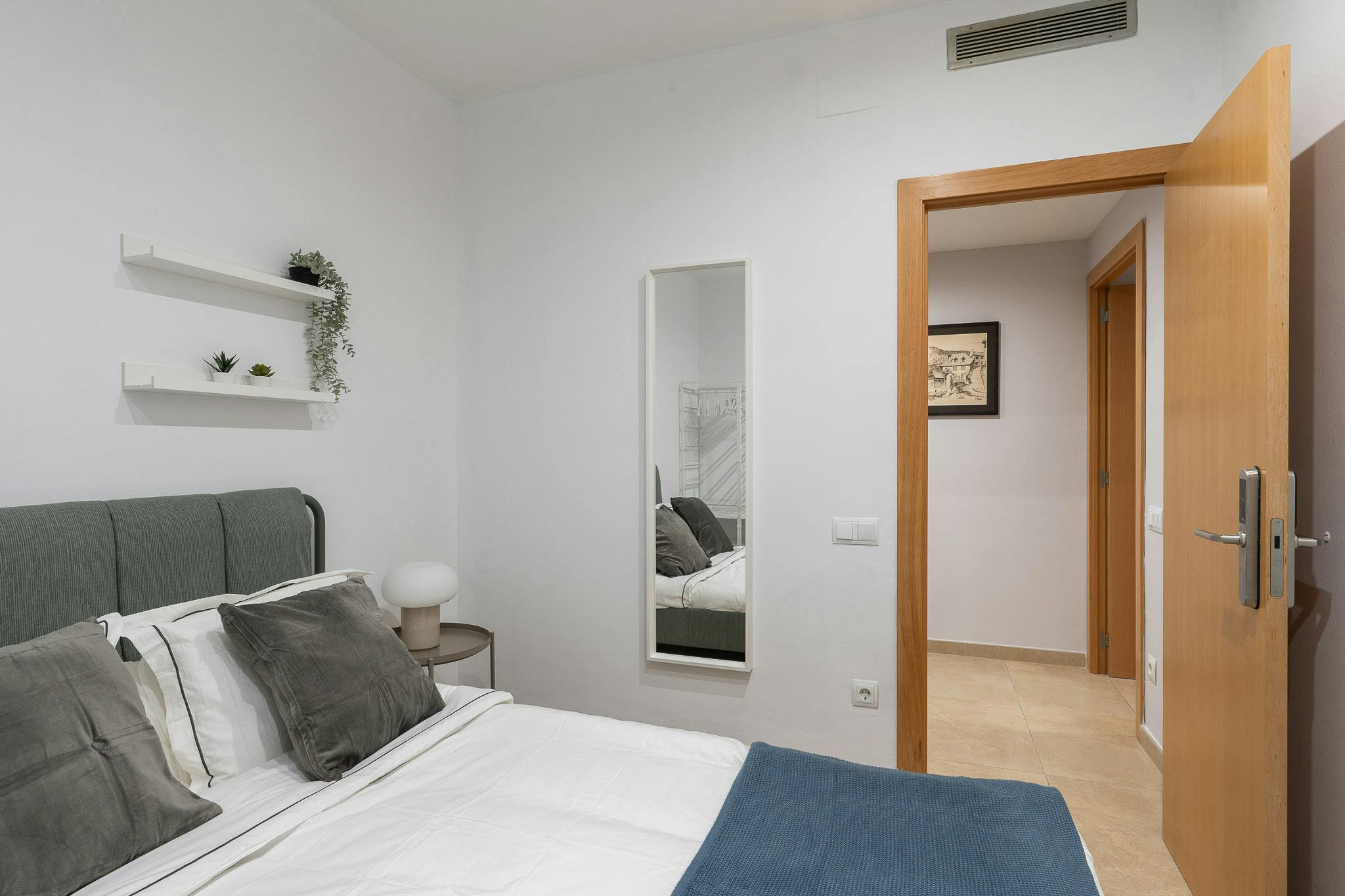 Apartment Barcelona, 1 bed, 10m² — photo 7