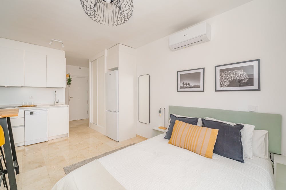 Calle de la Salvia, Madrid preview