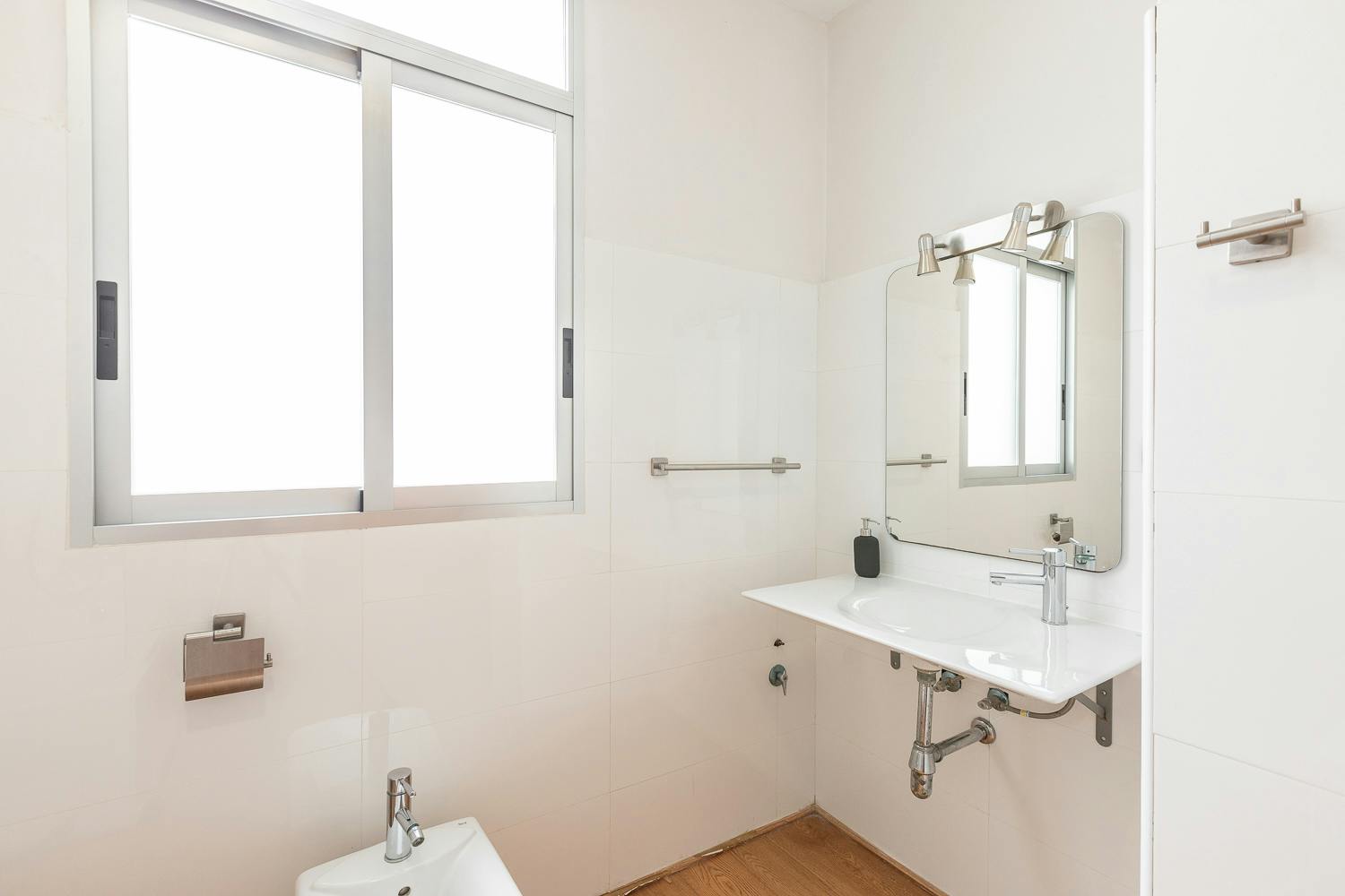 Apartment Valencia, 1 bed, 13m² — photo 7