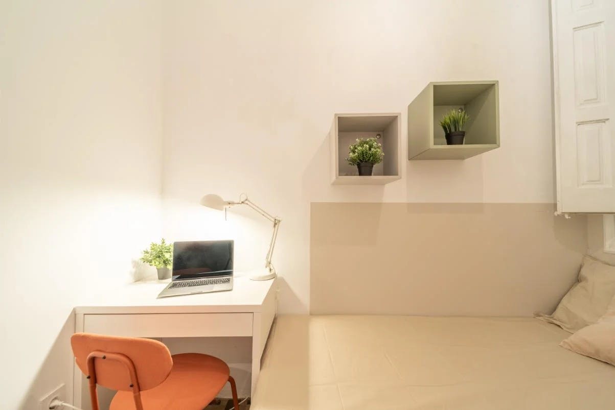 Private room in Carrer del Rosselló, Barcelona (1588155) room image 2
