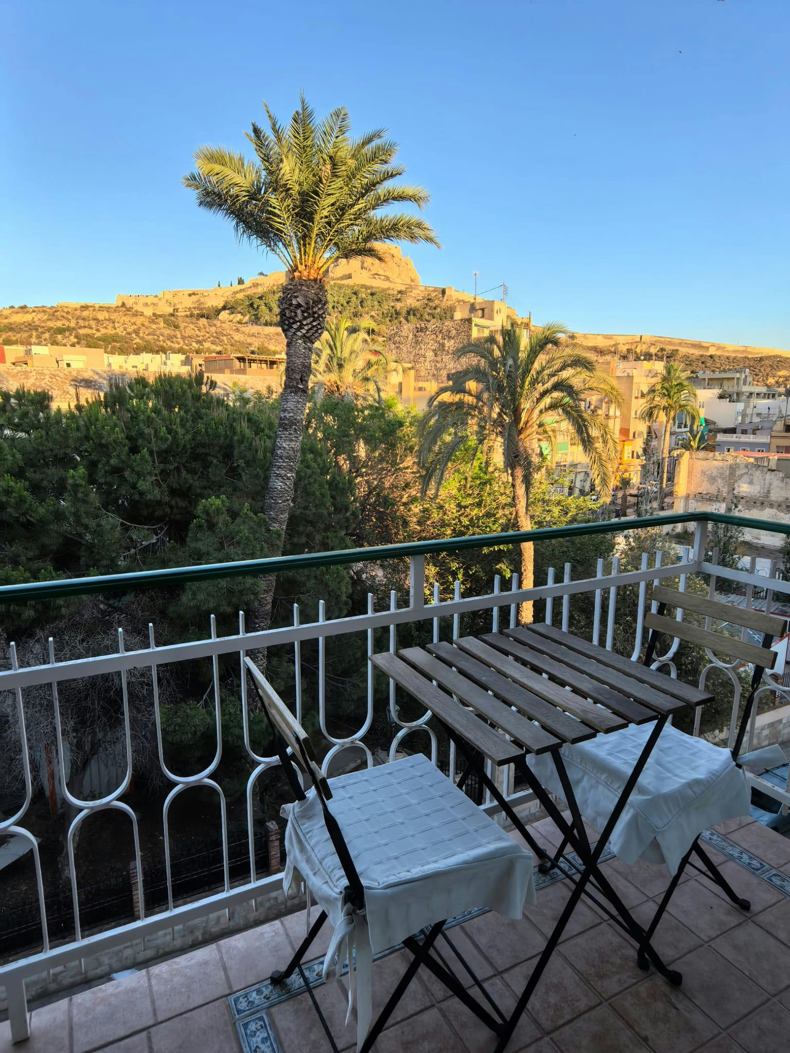 Apartment Alicante (Alacant), 1 bed, 12m² — photo 3