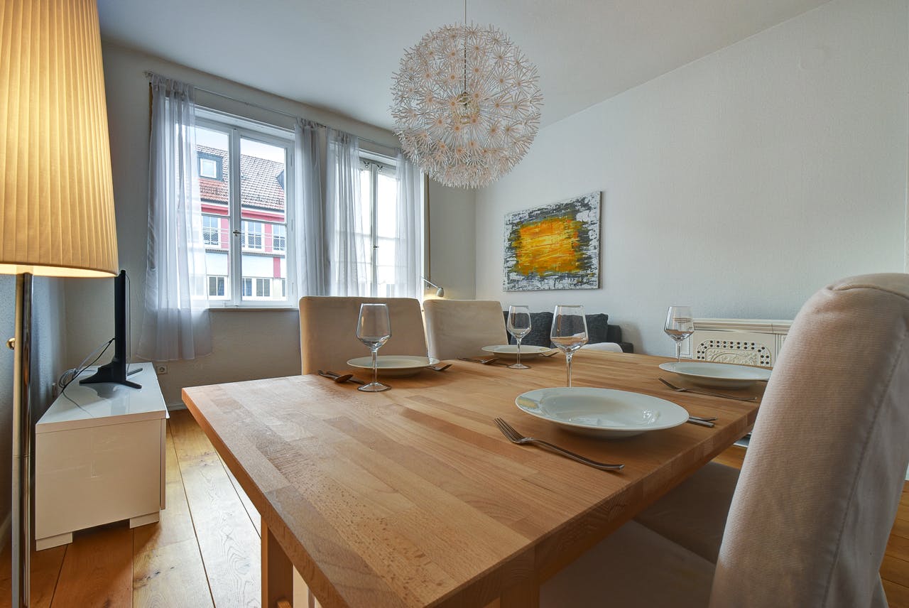 Apartment for rent for €1,825 per month in Stuttgart, Ludwigstraße